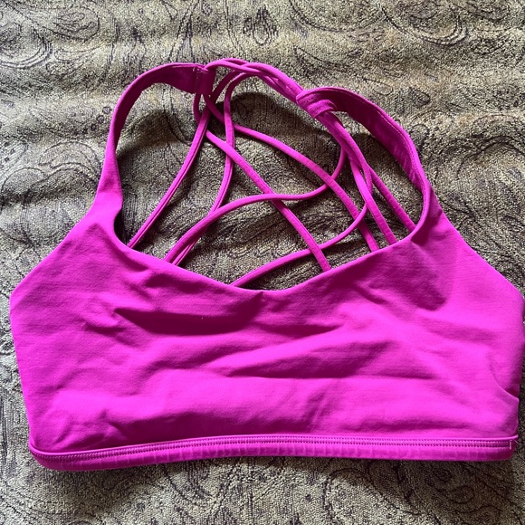 Women's free to be Sports Bra - Pink, Black, and Camo - Picture 3 of 4